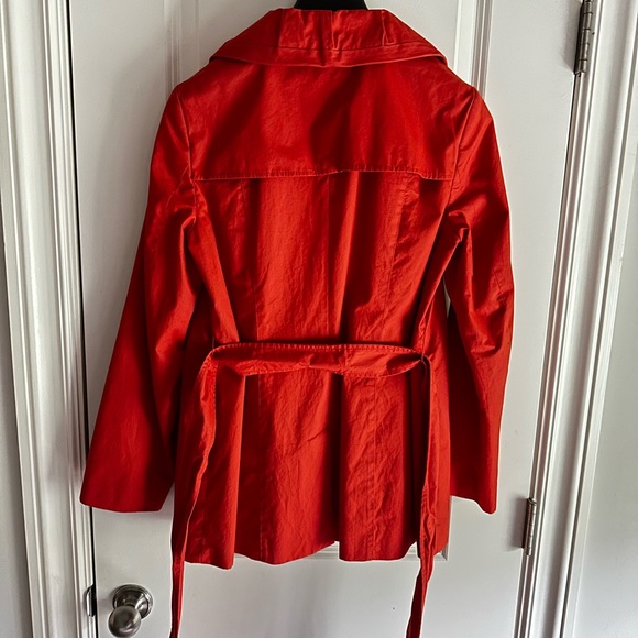 Banana Republic orange trench coat - Picture 4 of 4